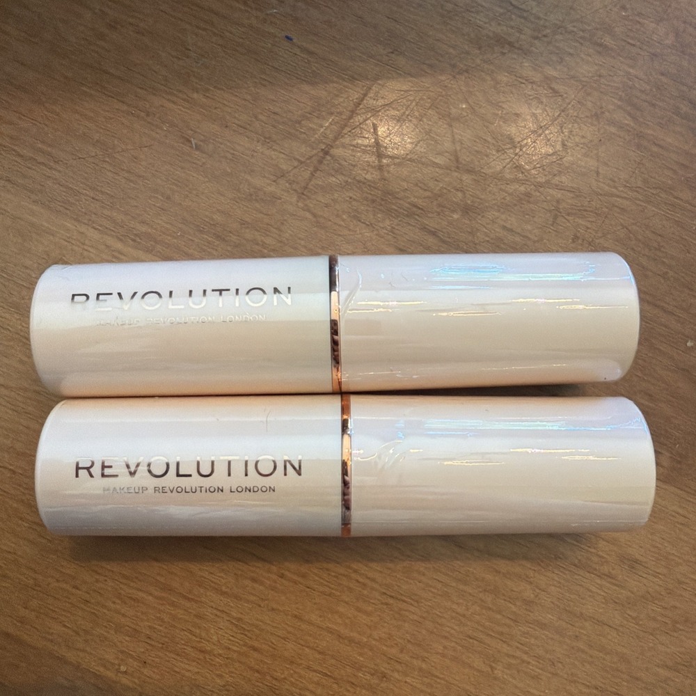 NEW Revolution Fast Base Stick Foundation F4 Makeup Revolution LOT OF 2